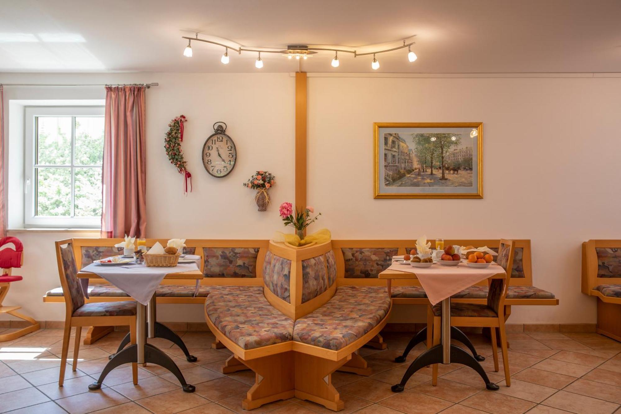 Pension Demmel, Bed & Breakfast Bruckmühl Exteriör bild