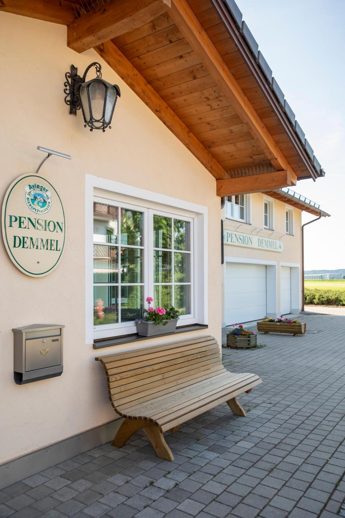 Pension Demmel, Bed & Breakfast Bruckmühl Exteriör bild