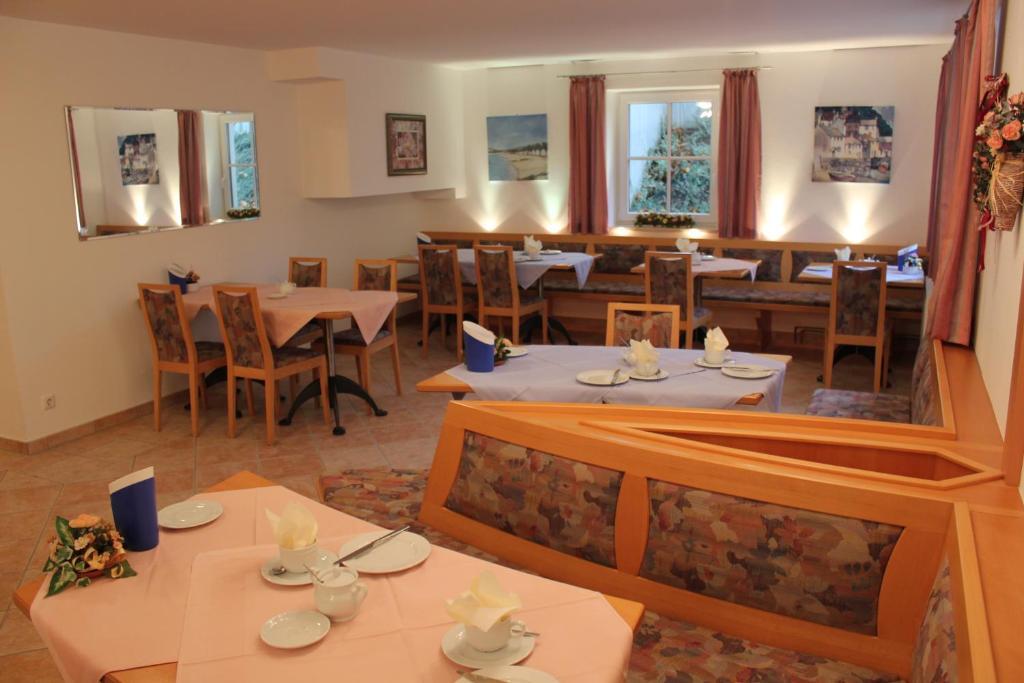 Pension Demmel, Bed & Breakfast Bruckmühl Exteriör bild